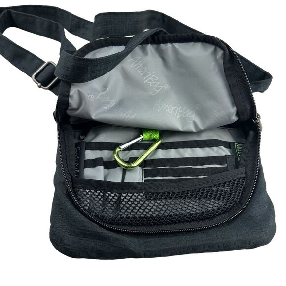 Ameribag Zion Earth Crossbody Bag in Spruce - Picture 2 of 5